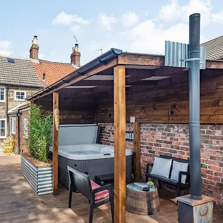 The Twisted Toad * Guisborough