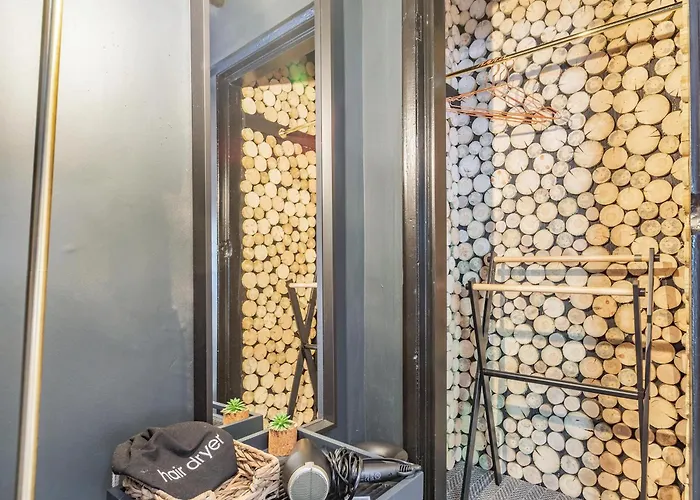 The Twisted Toad * Guisborough